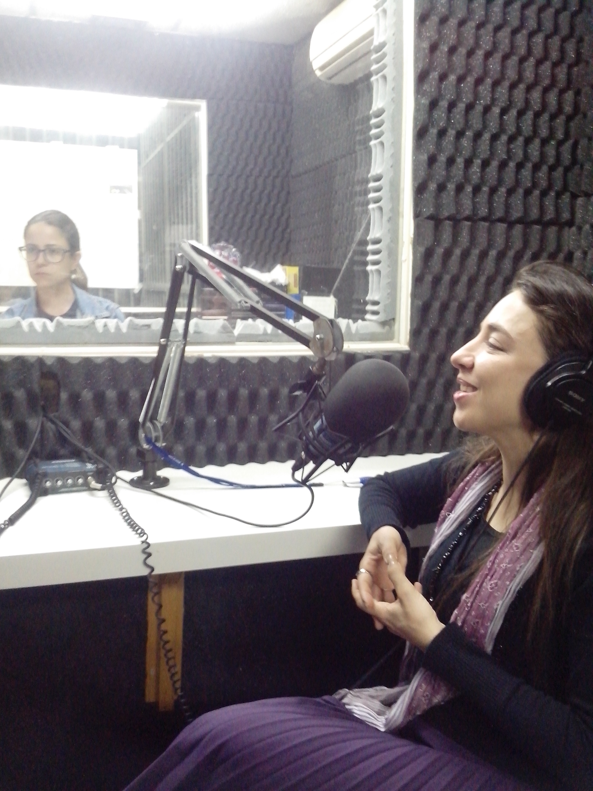 27/08: Tatiana Benevides em entrevista para a Rádio Cultura
