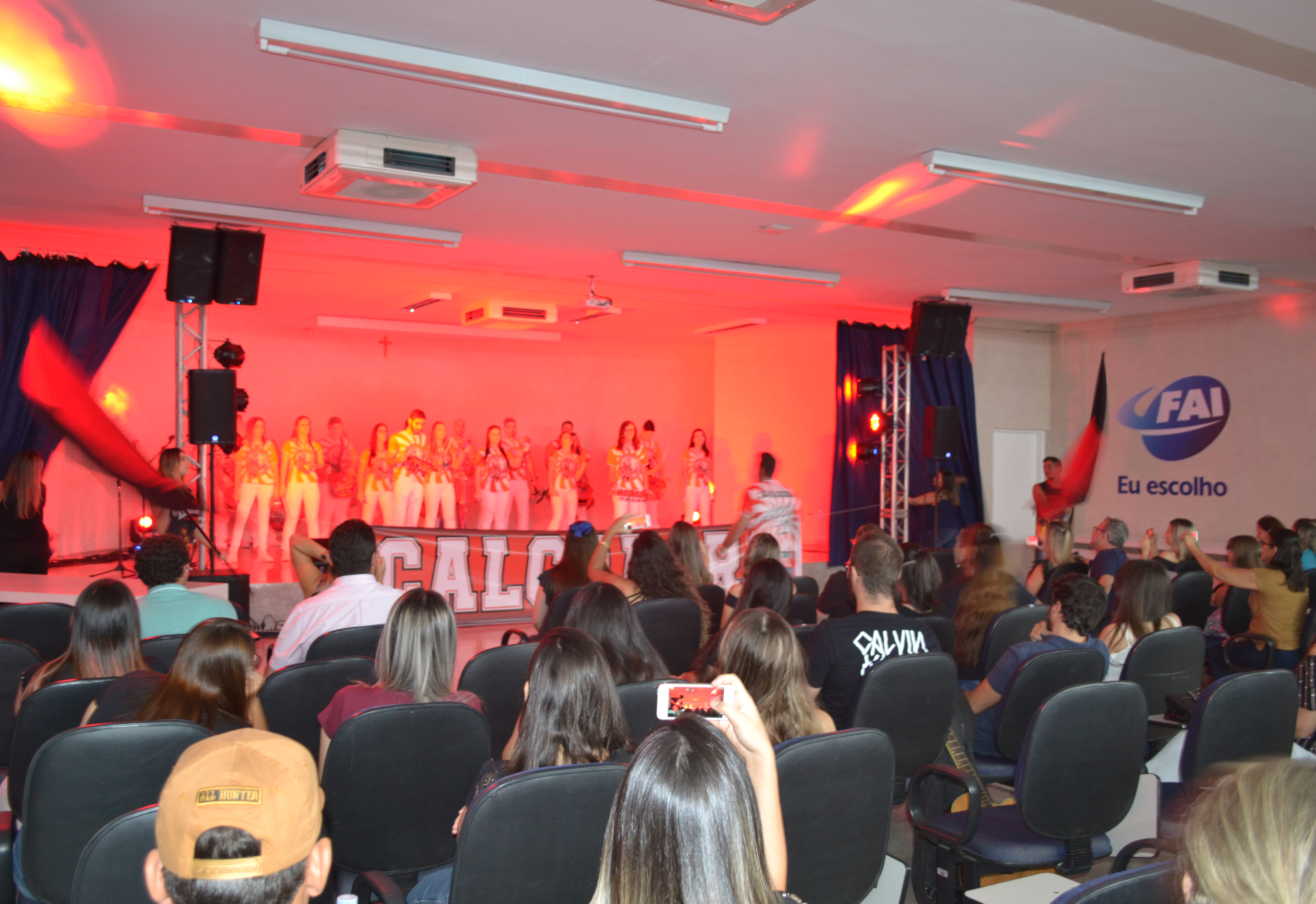 Curso de Odontologia promove 2º Show de Talentos - Prata da Casa