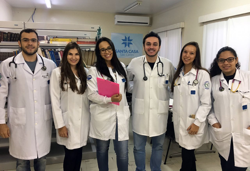 Mais seis alunos de Medicina iniciam estágio voluntário na Santa Casa de São Carlos