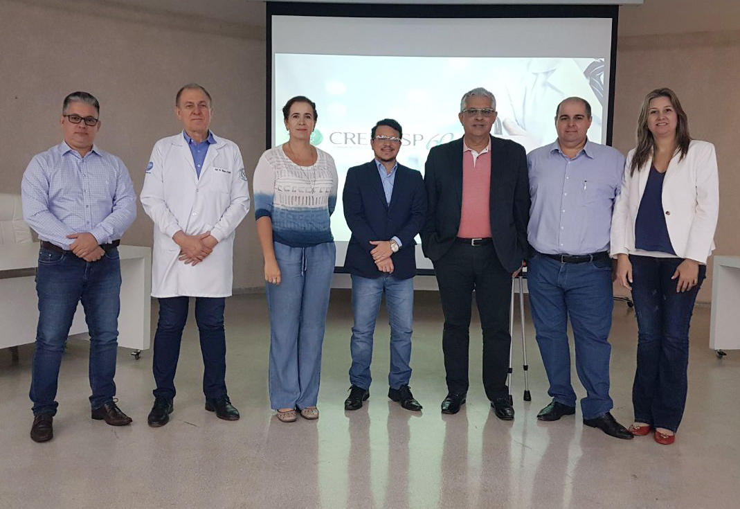 Conselheiro do CREMESP ministra aos alunos de Medicina da FAI