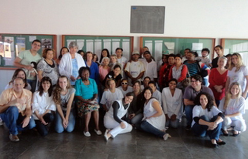 Oficinas do curso de Psicologia marcam dia de luta antimanicomial em bloco do campus II da FAI