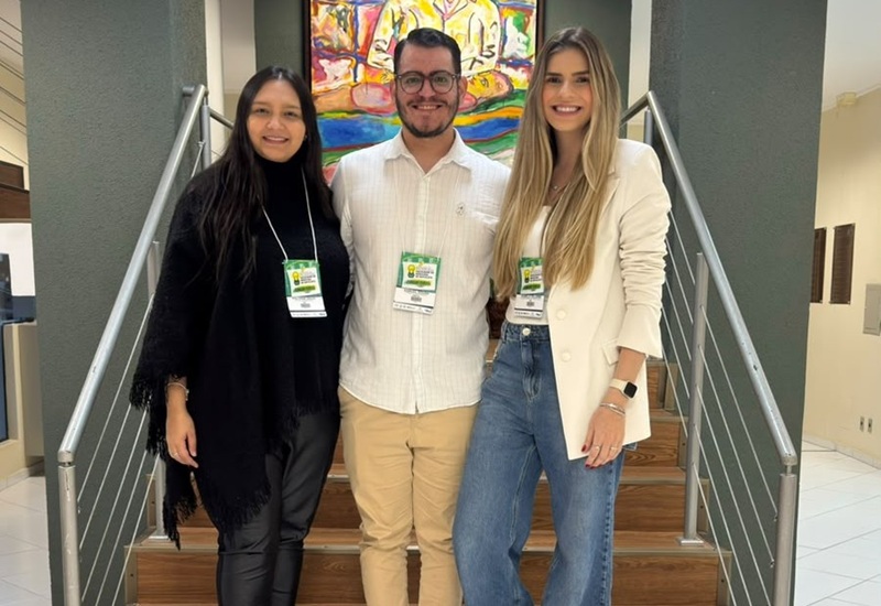Alunos de Medicina da FAI apresentam trabalhos de extensão no Encontro de Pós-Graduação da FMB